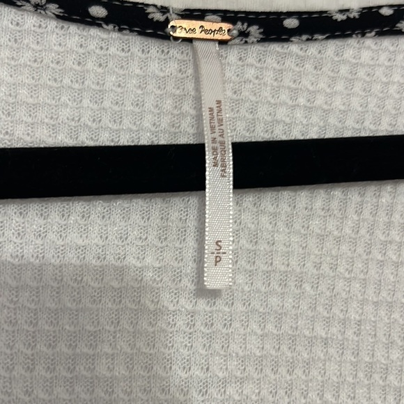 Free People Women'sAuxton Long SleeveThermal Wrap Top Ivory small - Picture 4 of 6